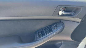 Toyota Avensis, снимка 12
