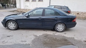 Mercedes-Benz C 180 Газ Бензин , снимка 3