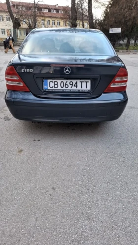 Mercedes-Benz C 180 Газ Бензин , снимка 5