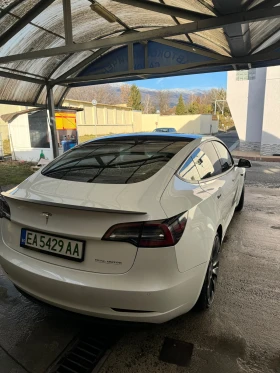 Tesla Model 3 Performance ( Нова батерия на 8к км), снимка 6