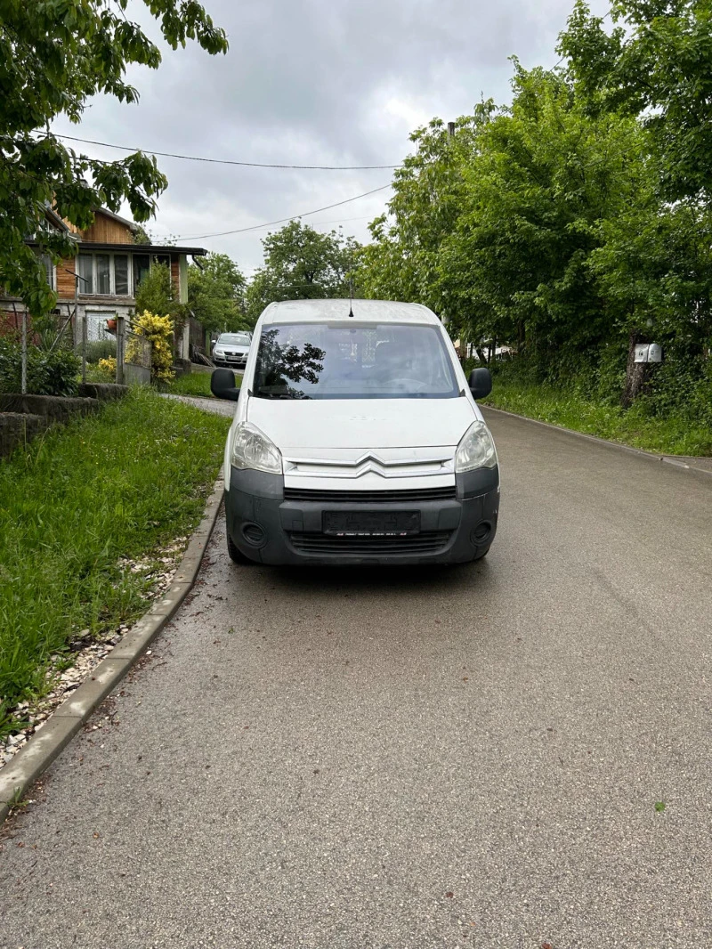 Citroen Berlingo, снимка 2 - Автомобили и джипове - 47429908