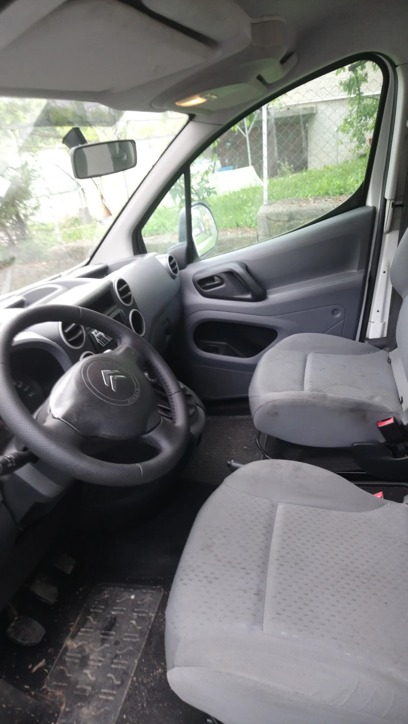 Citroen Berlingo, снимка 11 - Автомобили и джипове - 47429908