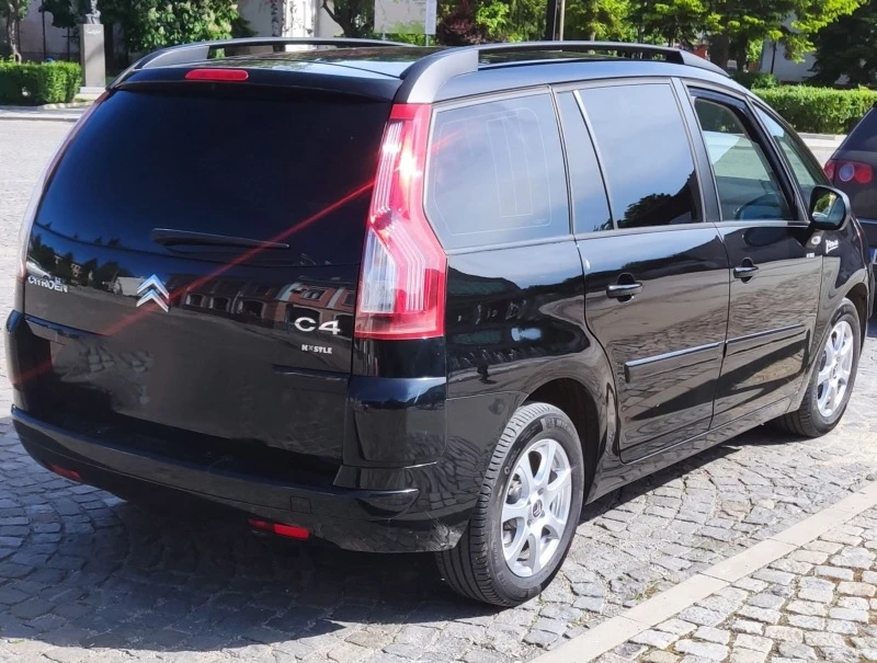 Citroen Grand C4 Picasso 1.8, снимка 12 - Автомобили и джипове - 46526632