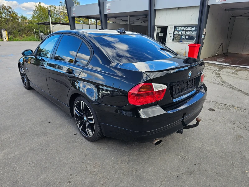 BMW 320 i, снимка 5 - Автомобили и джипове - 47496046