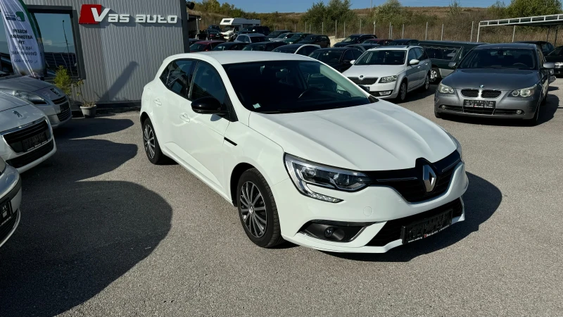 Renault Megane 1.2 I euro6, снимка 5 - Автомобили и джипове - 47594092