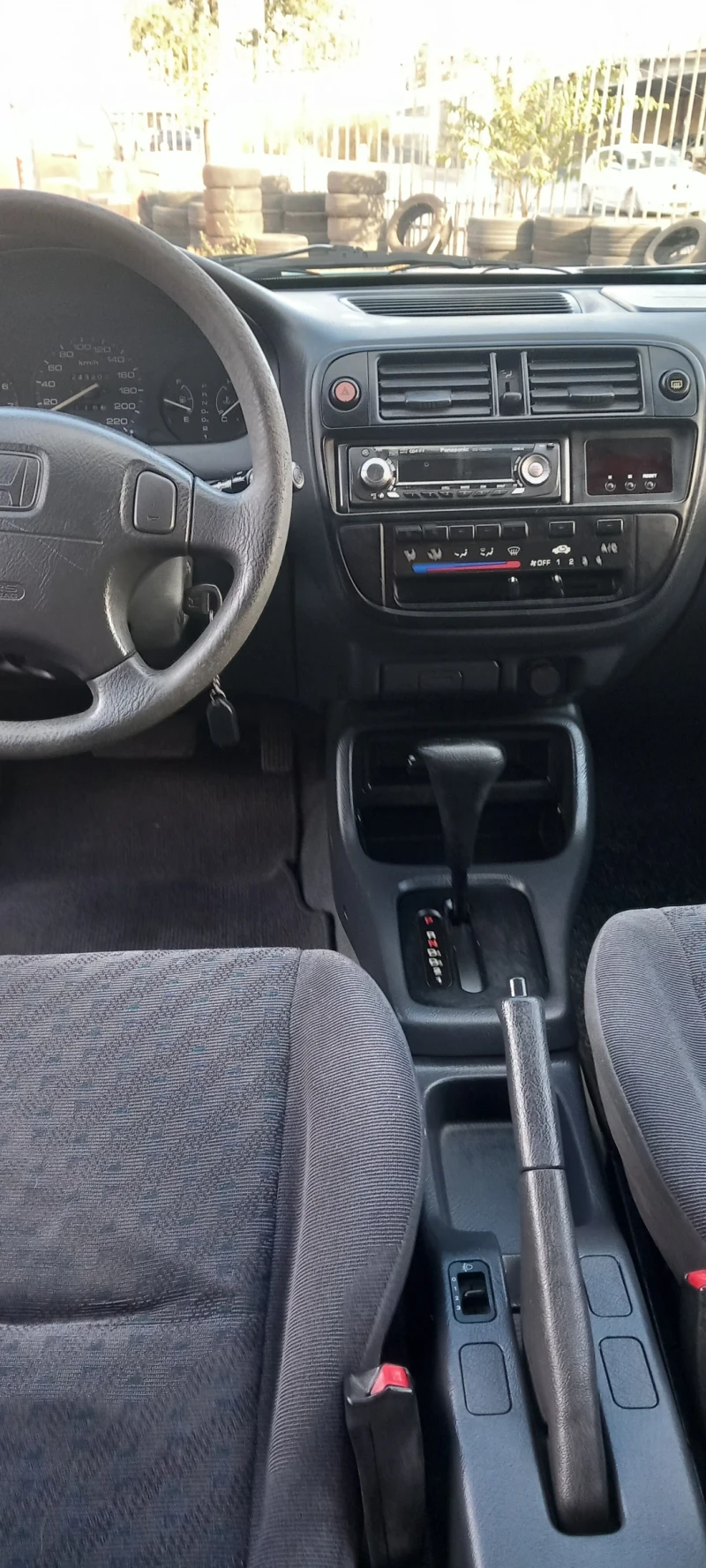 Honda Civic 1.4 газ, снимка 9 - Автомобили и джипове - 48074288