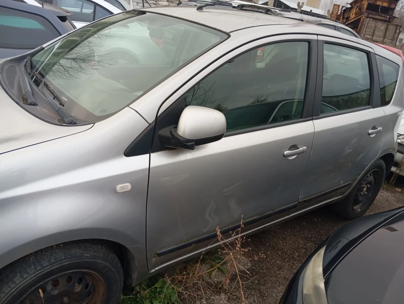 Nissan Note 1.5dci, снимка 2 - Автомобили и джипове - 48241381