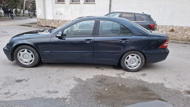 Mercedes-Benz C 180 Газ Бензин , снимка 3 - Автомобили и джипове - 48332450