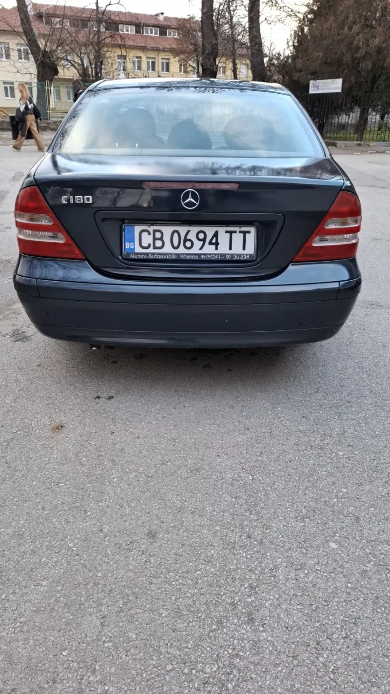 Mercedes-Benz C 180 Газ Бензин , снимка 5 - Автомобили и джипове - 48332450