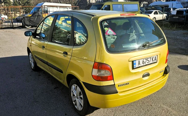 Renault Scenic 1.6i* ГАЗ-БЕНЗИН* КЛИМАТИК* , снимка 7 - Автомобили и джипове - 48378197