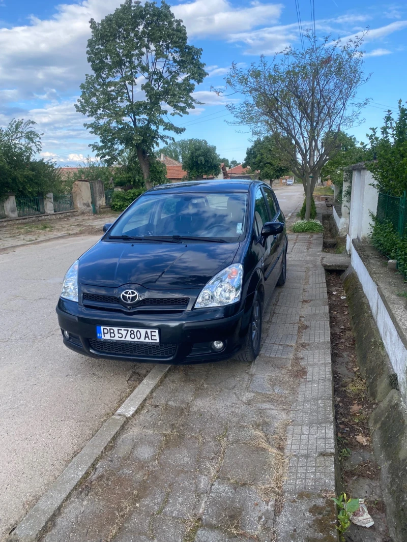 Toyota Corolla verso 1.8VVT-I 7 места  газ, снимка 9 - Автомобили и джипове - 48683251