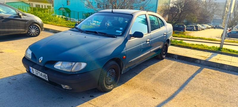 Renault Megane, снимка 1 - Автомобили и джипове - 48790880