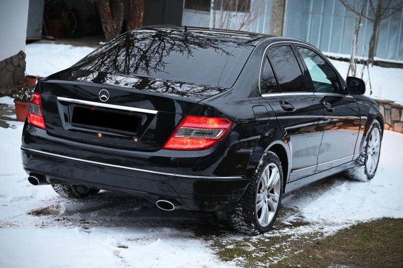 Mercedes-Benz C 320 УНИКАТ FULL Harman Kardon Германия, снимка 7 - Автомобили и джипове - 49256037