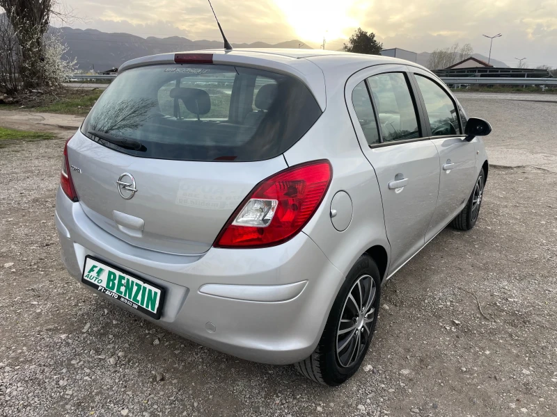 Opel Corsa 1.2i-GAS-FEIS-ITALIA, снимка 9 - Автомобили и джипове - 49523318