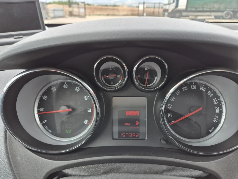 Opel Meriva, снимка 9 - Автомобили и джипове - 51869896