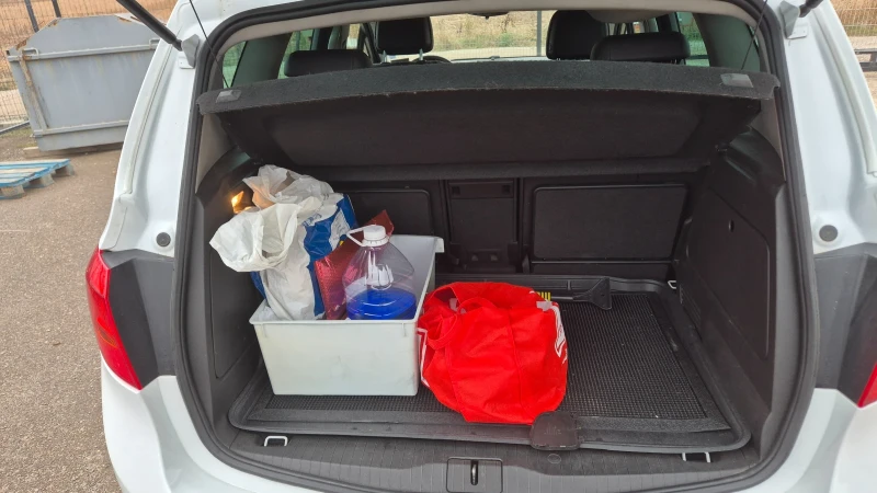 Opel Meriva, снимка 14 - Автомобили и джипове - 51869896