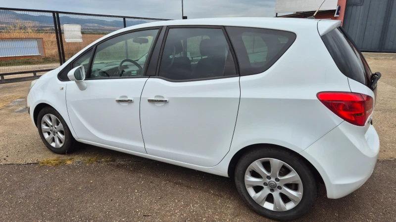 Opel Meriva, снимка 3 - Автомобили и джипове - 51869896