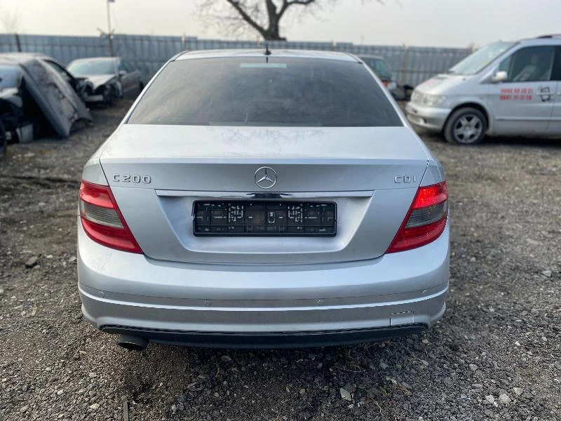 Mercedes-Benz C 220 AMG пакет, снимка 9 - Автомобили и джипове - 28008248