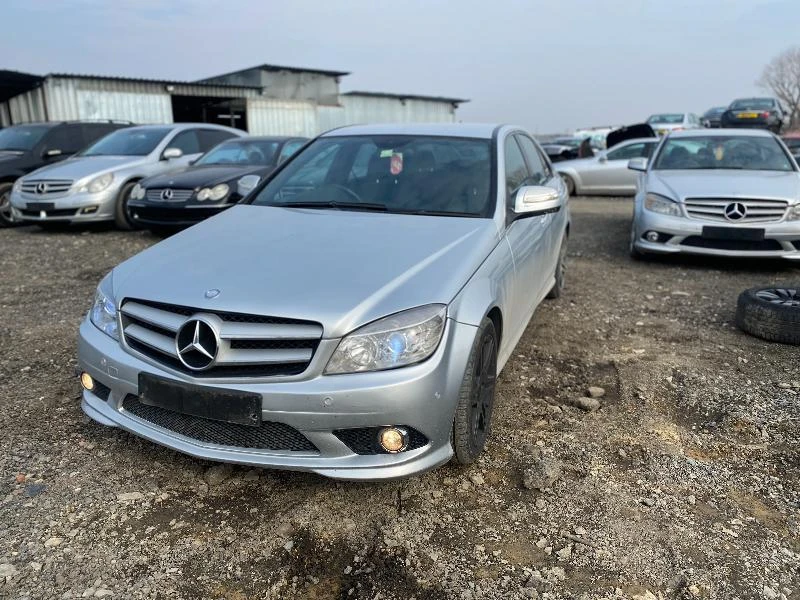 Mercedes-Benz C 220 AMG пакет, снимка 5 - Автомобили и джипове - 28008248