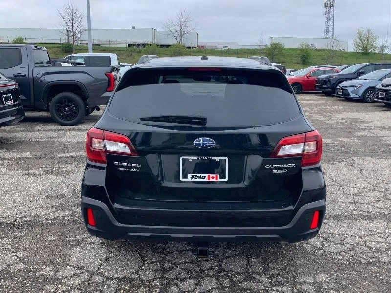 Subaru Outback * Premier Eyesight * ДИСТРОНИК * CARFAX * АВТОКРЕД, снимка 5 - Автомобили и джипове - 55726723