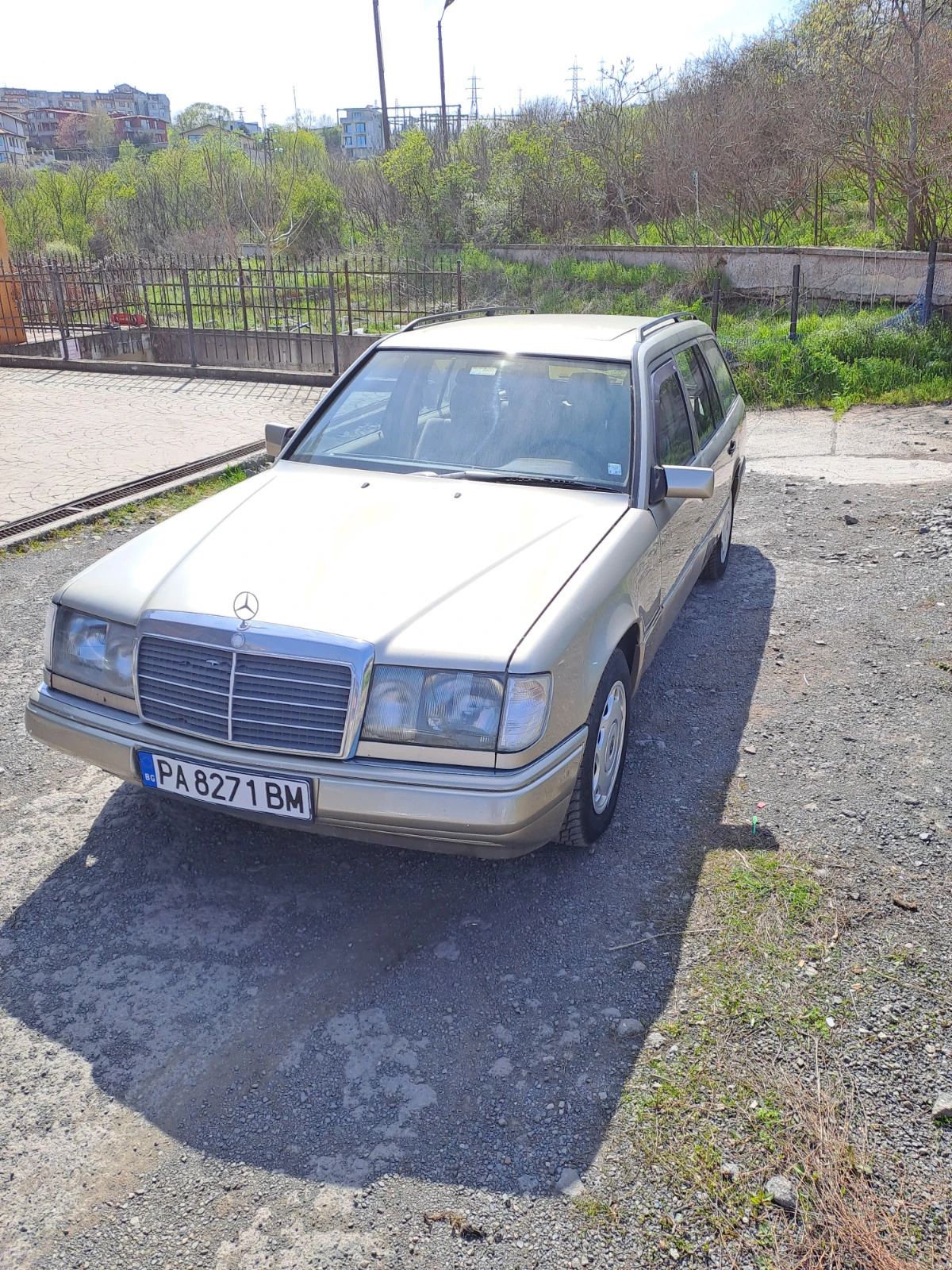 Mercedes-Benz 124 2500  D - изображение 4