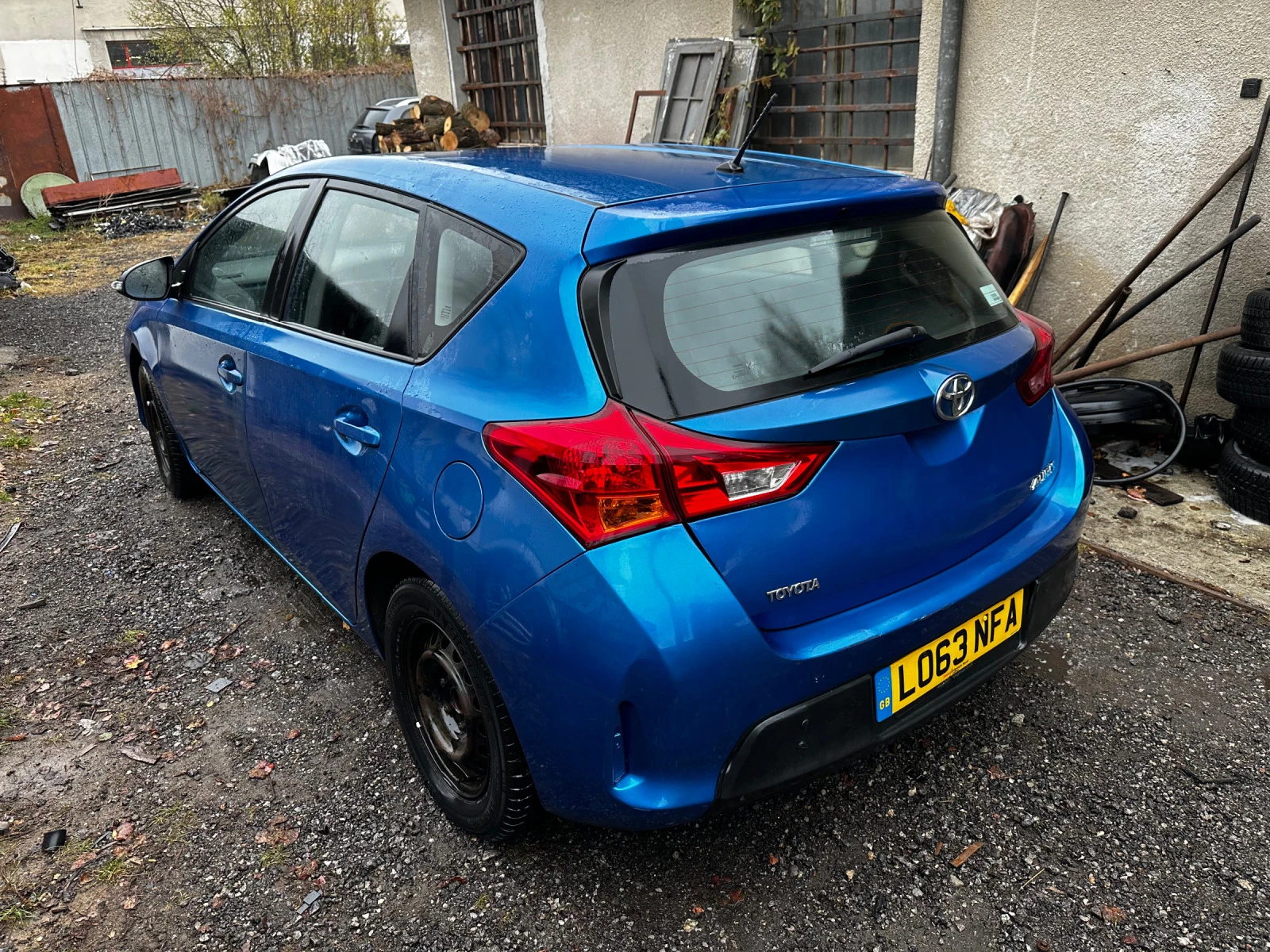 Toyota Auris 1.4 D-4D 90к.с  2015 НА ЧАСТИ - изображение 4