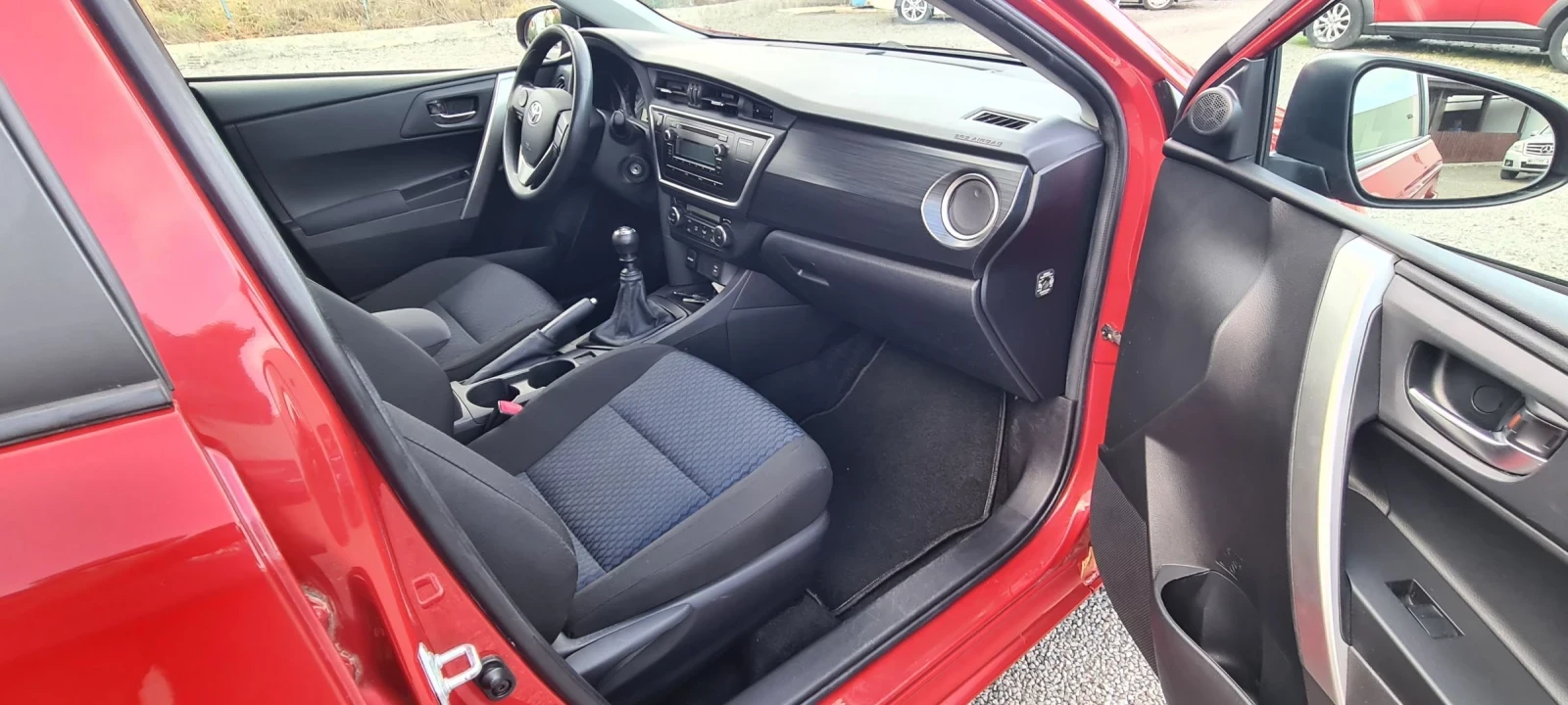 Toyota Auris 1.6 | Mobile.bg — изображение 13