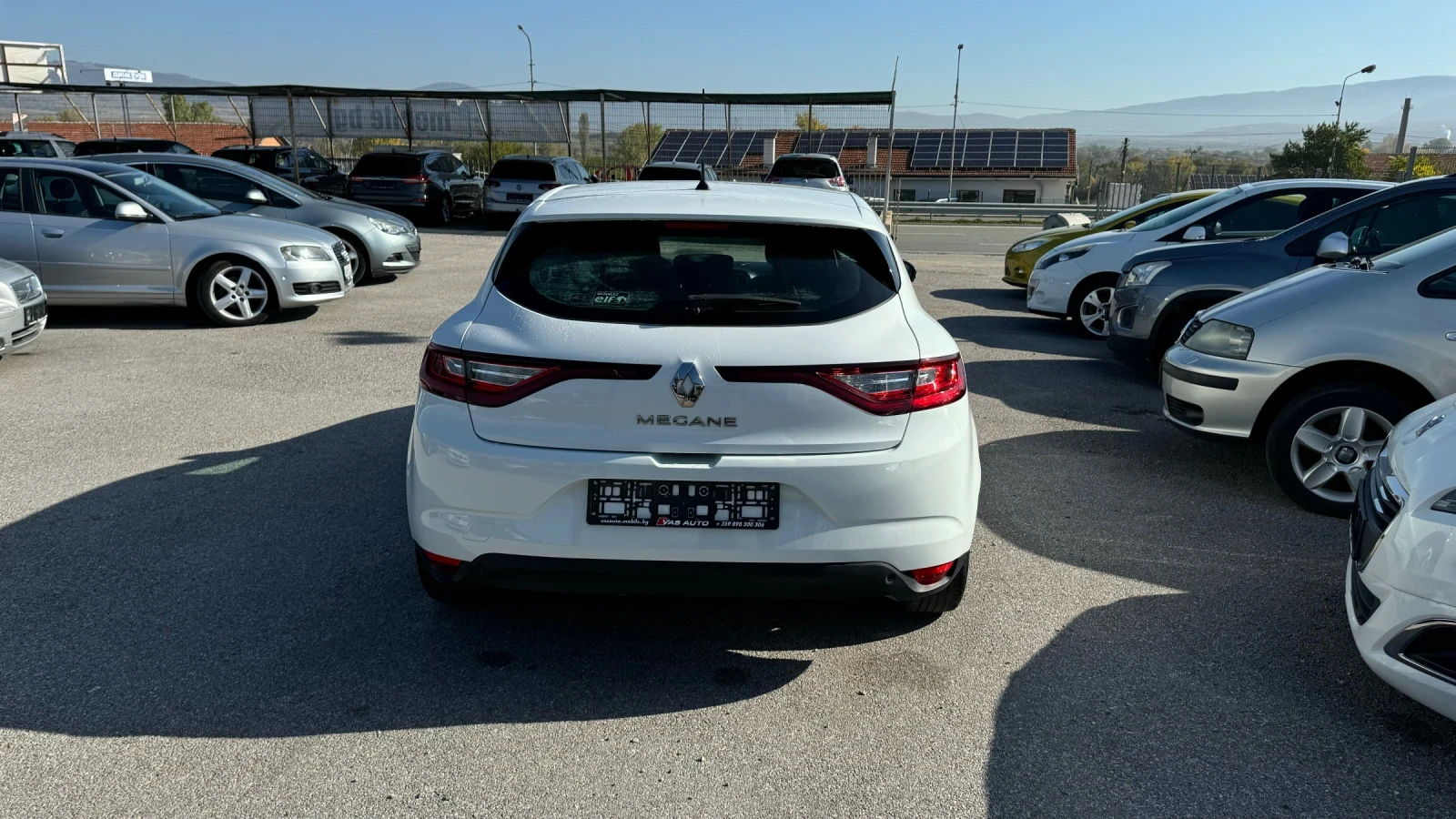 Renault Megane 1.2 I euro6 - изображение 6