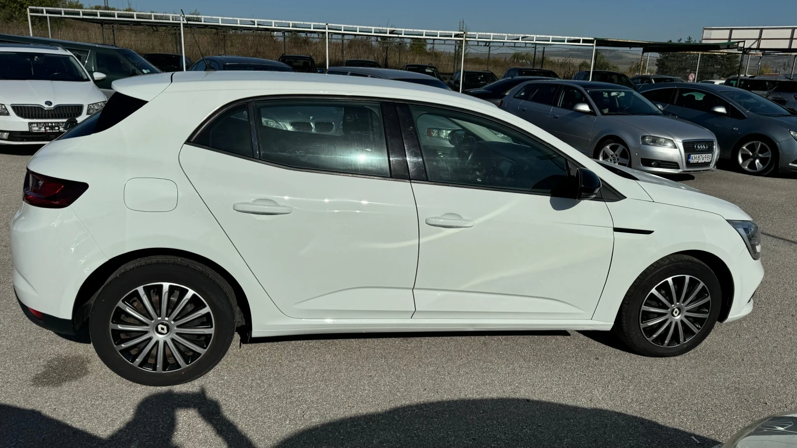 Renault Megane 1.2 I euro6 - изображение 3