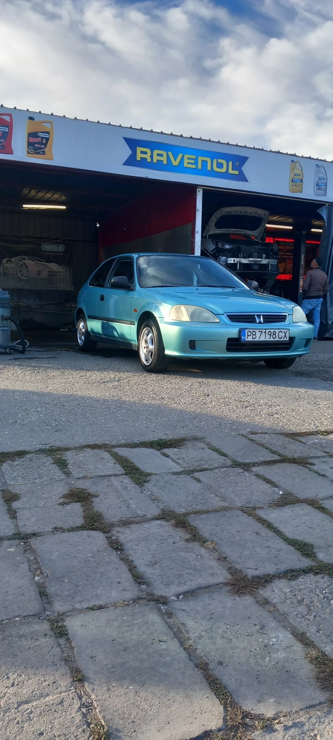 Honda Civic 1.4 газ - [1] 