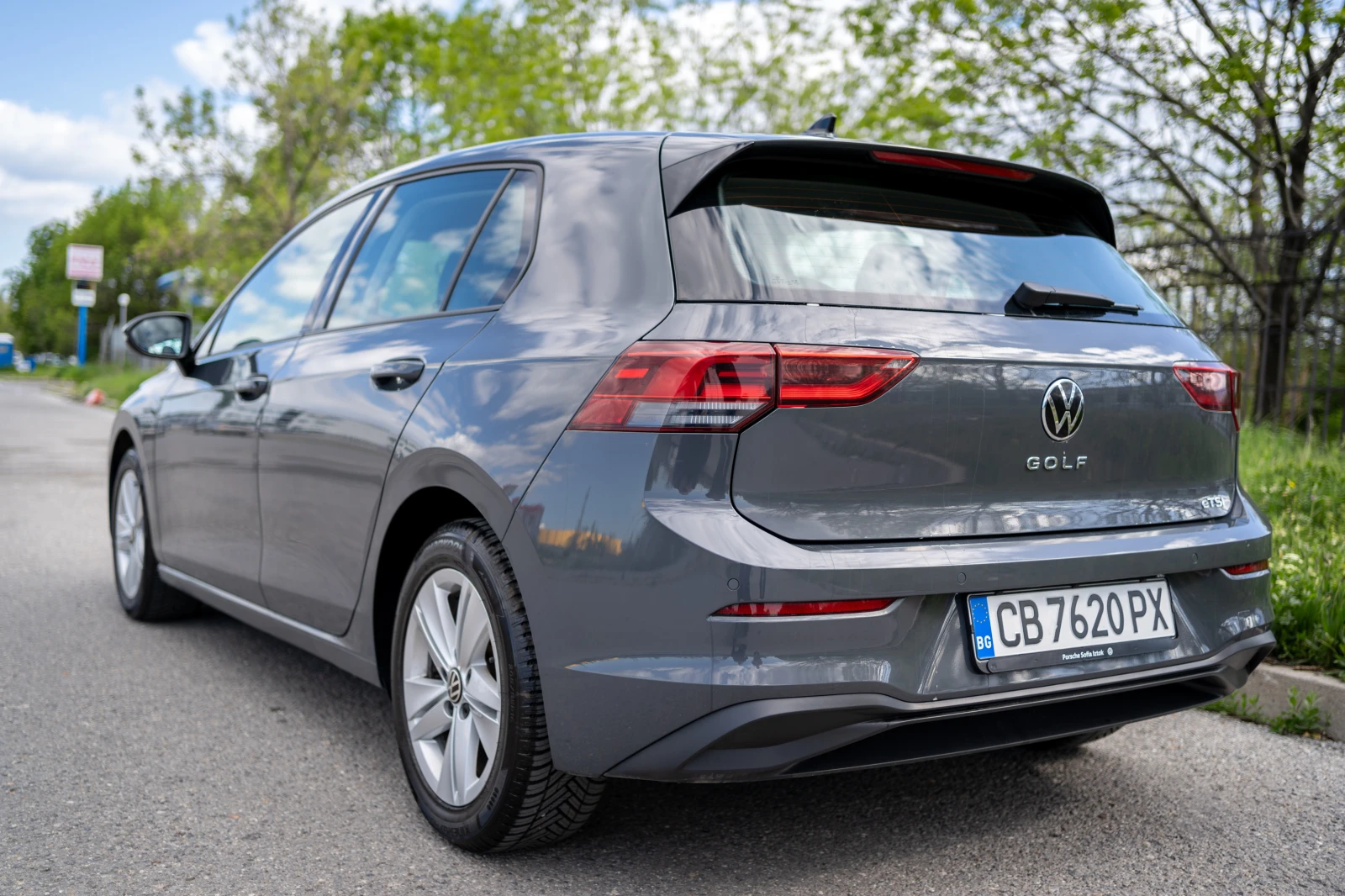 VW Golf Life 1.5 e-TSI Гаранция - изображение 5