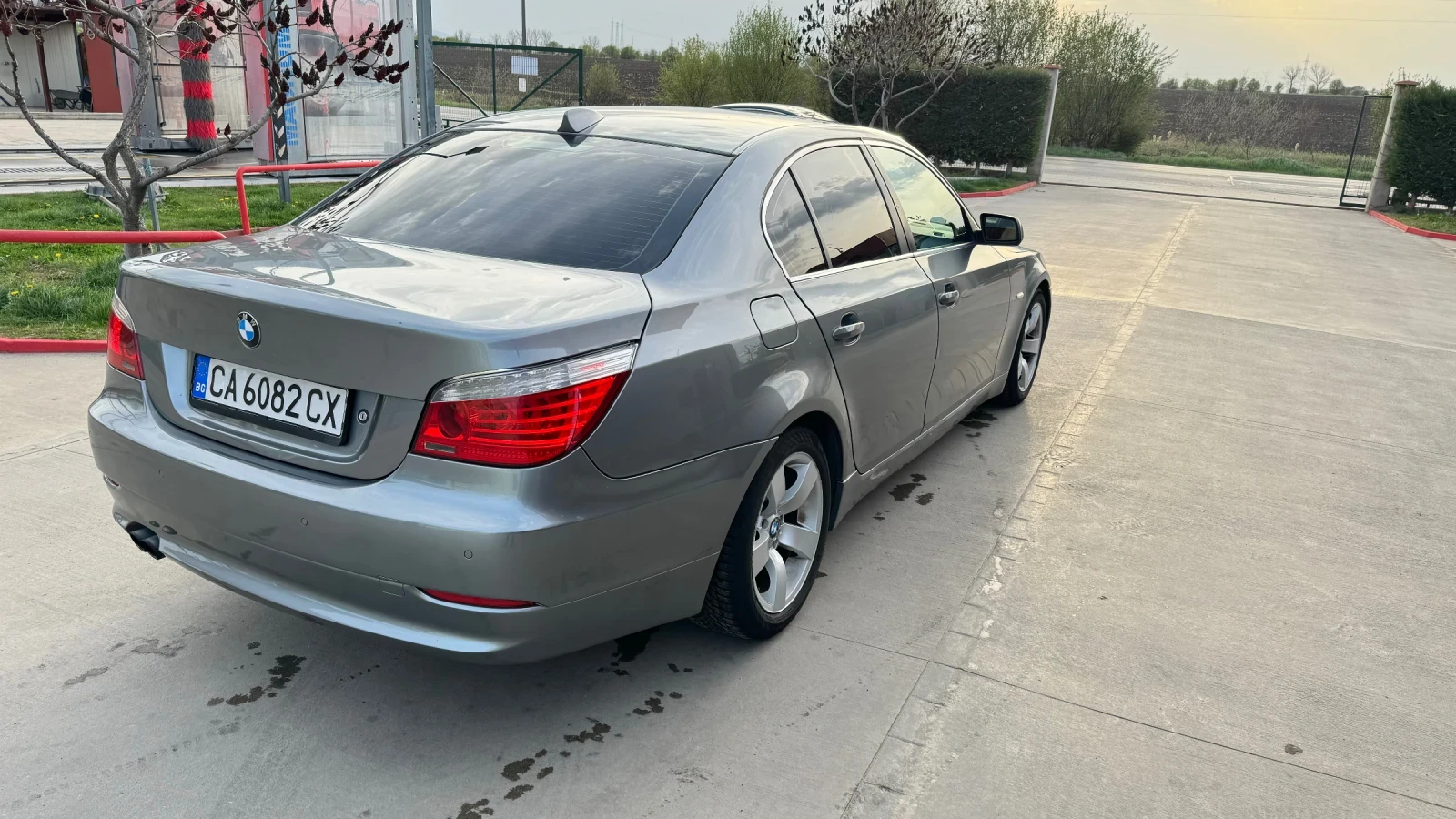 BMW 530 Exclusive  - изображение 4