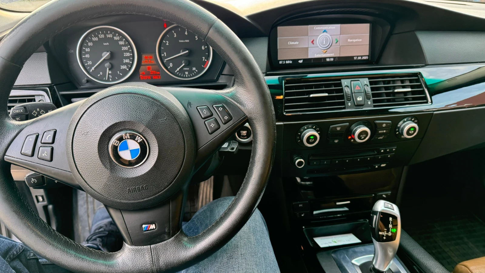 BMW 530 Exclusive  - изображение 9