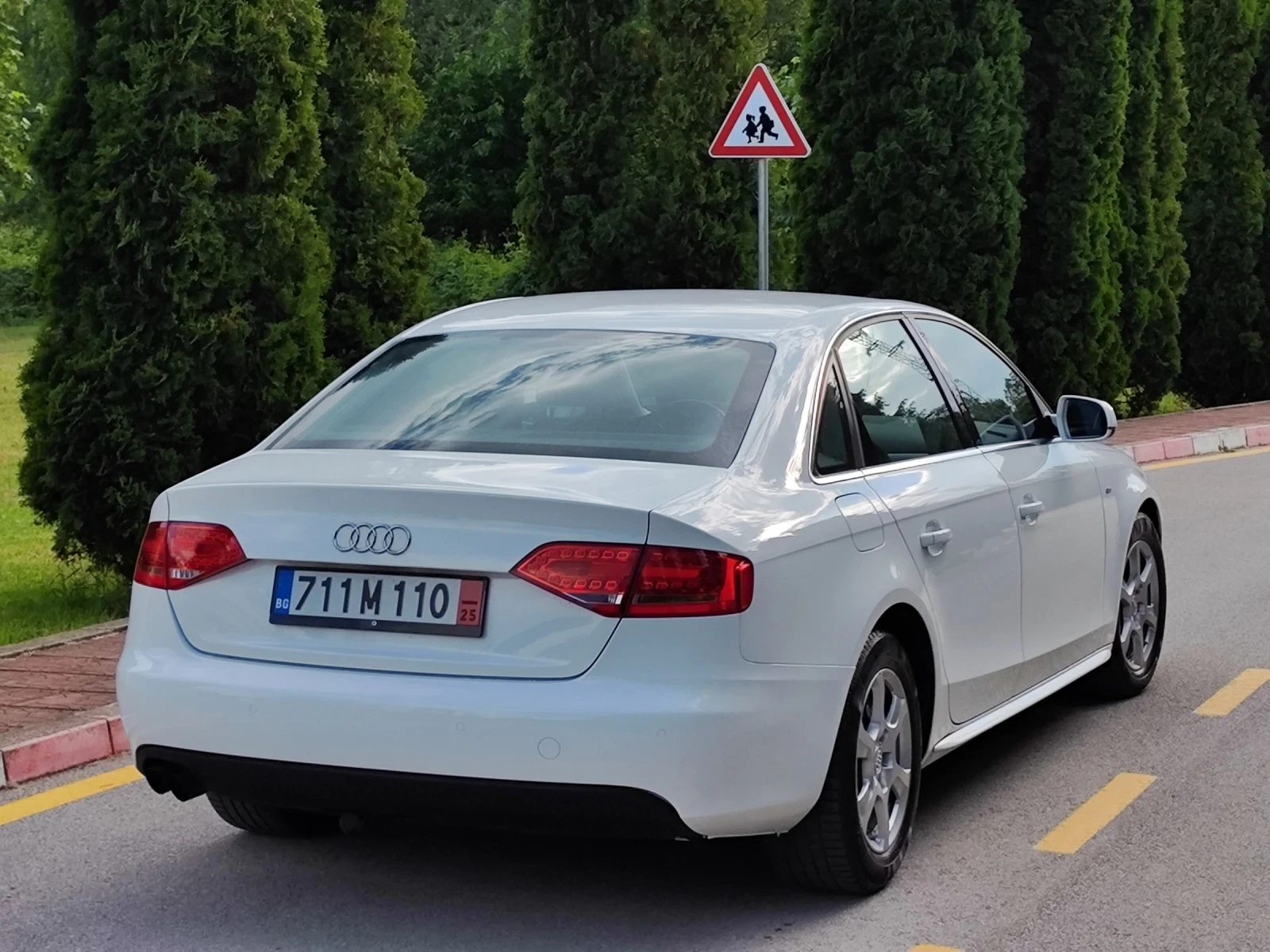 Audi A4 1.8T(120)* S-LINE* LED* СЕДАН* НОВ ВНОС*  - изображение 6