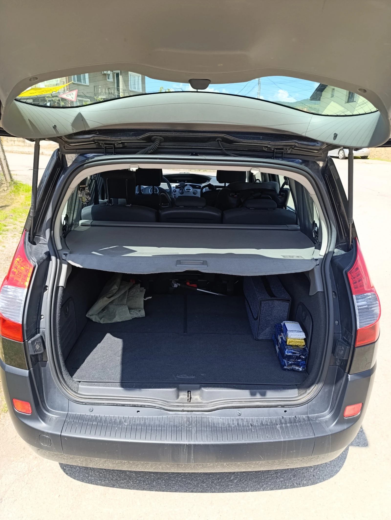 Renault Grand scenic 1.6 16V бензин-газ - изображение 5