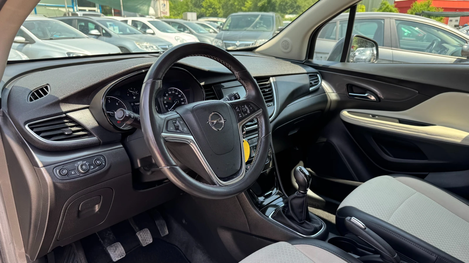 Opel Mokka X 1.6CDTI-ОБСЛУЖЕН-ULTIMATE-НАВИ-КЛИМАТРОНИК - изображение 9