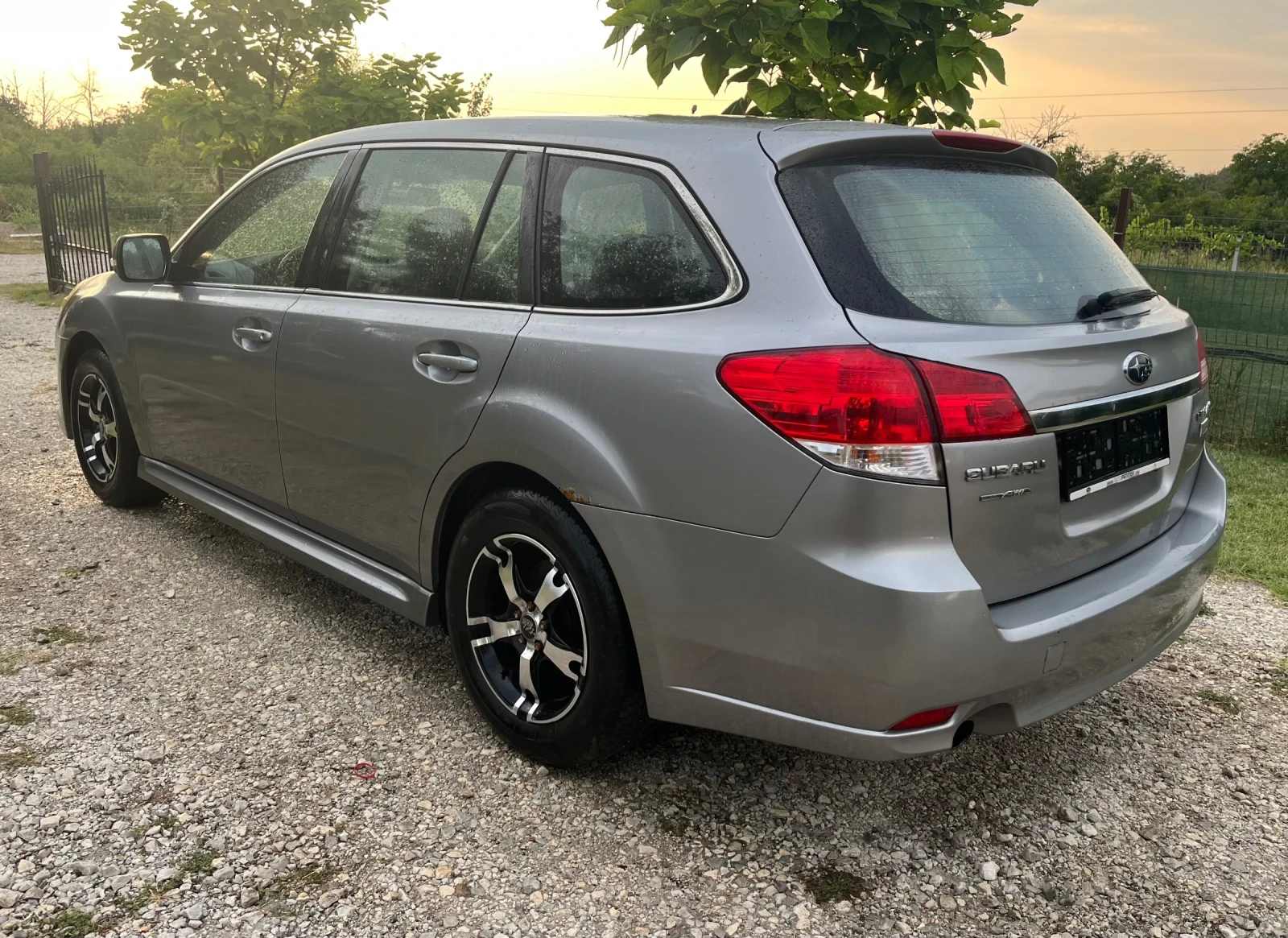 Subaru Legacy 2.0 d - изображение 6