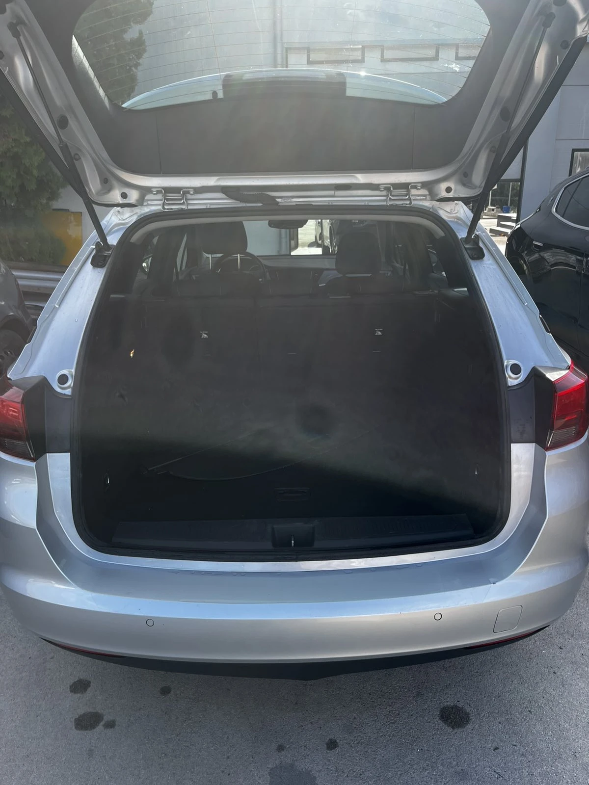 Opel Astra Sports Tourer - изображение 6
