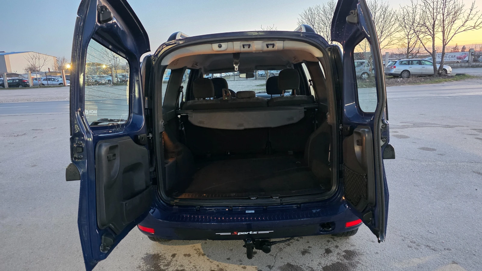 Dacia Logan 1.6i/87hp/УНИКАТ/FACE LIFT, снимка 6 - Автомобили и джипове - 53830973