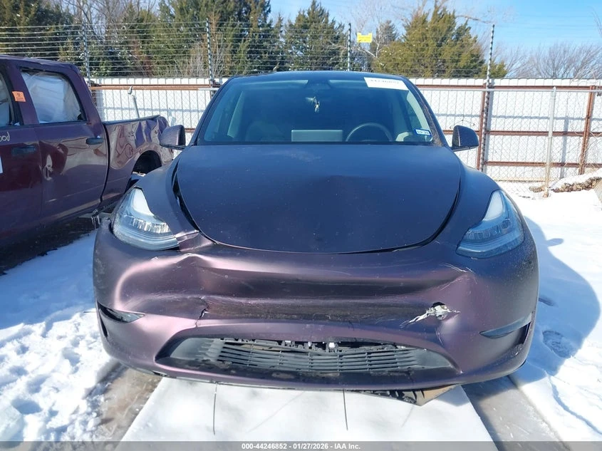 Tesla Model Y Awd/Long Range Dual Motor All-Wheel Drive, снимка 13 - Автомобили и джипове - 53901736