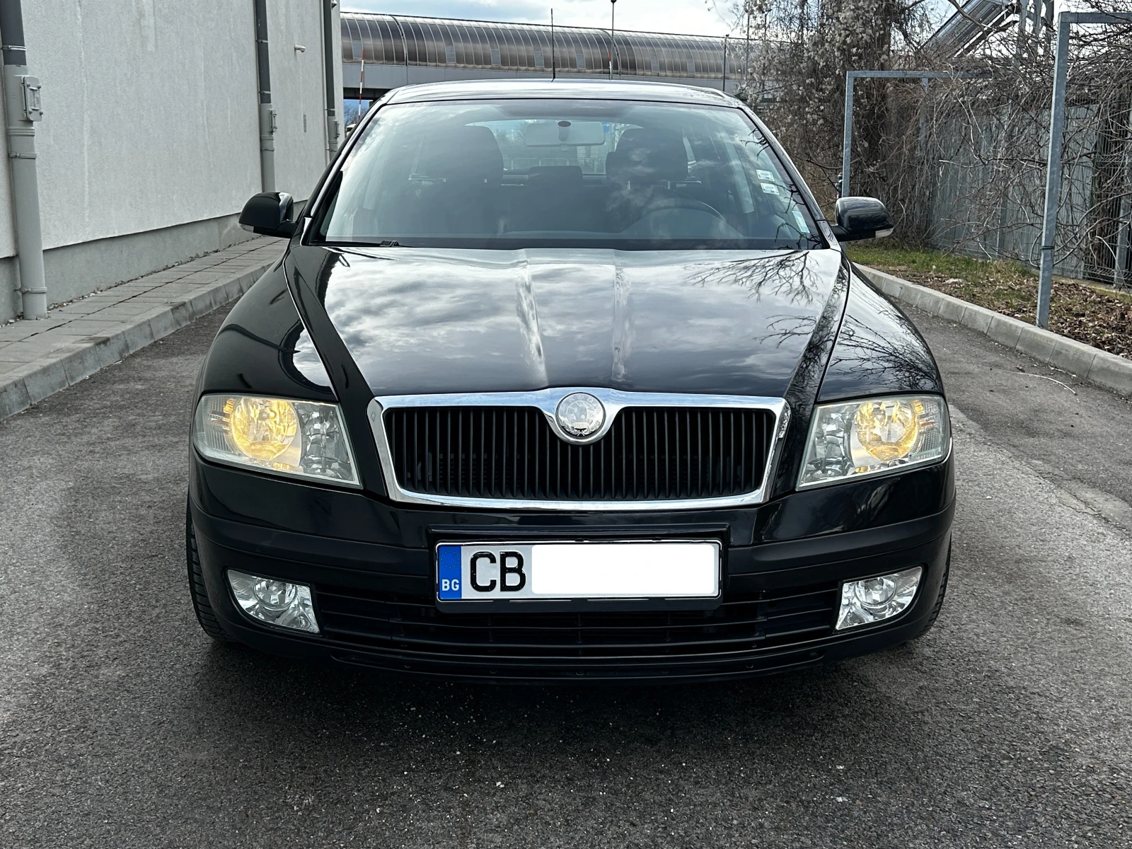 Skoda Octavia 1.6, снимка 4 - Автомобили и джипове - 54055993