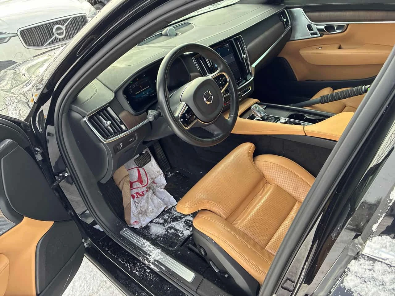 Volvo S90  | Inscription | BANG & OLUFSEN | 360 | MEMORY | , снимка 5 - Автомобили и джипове - 54228272