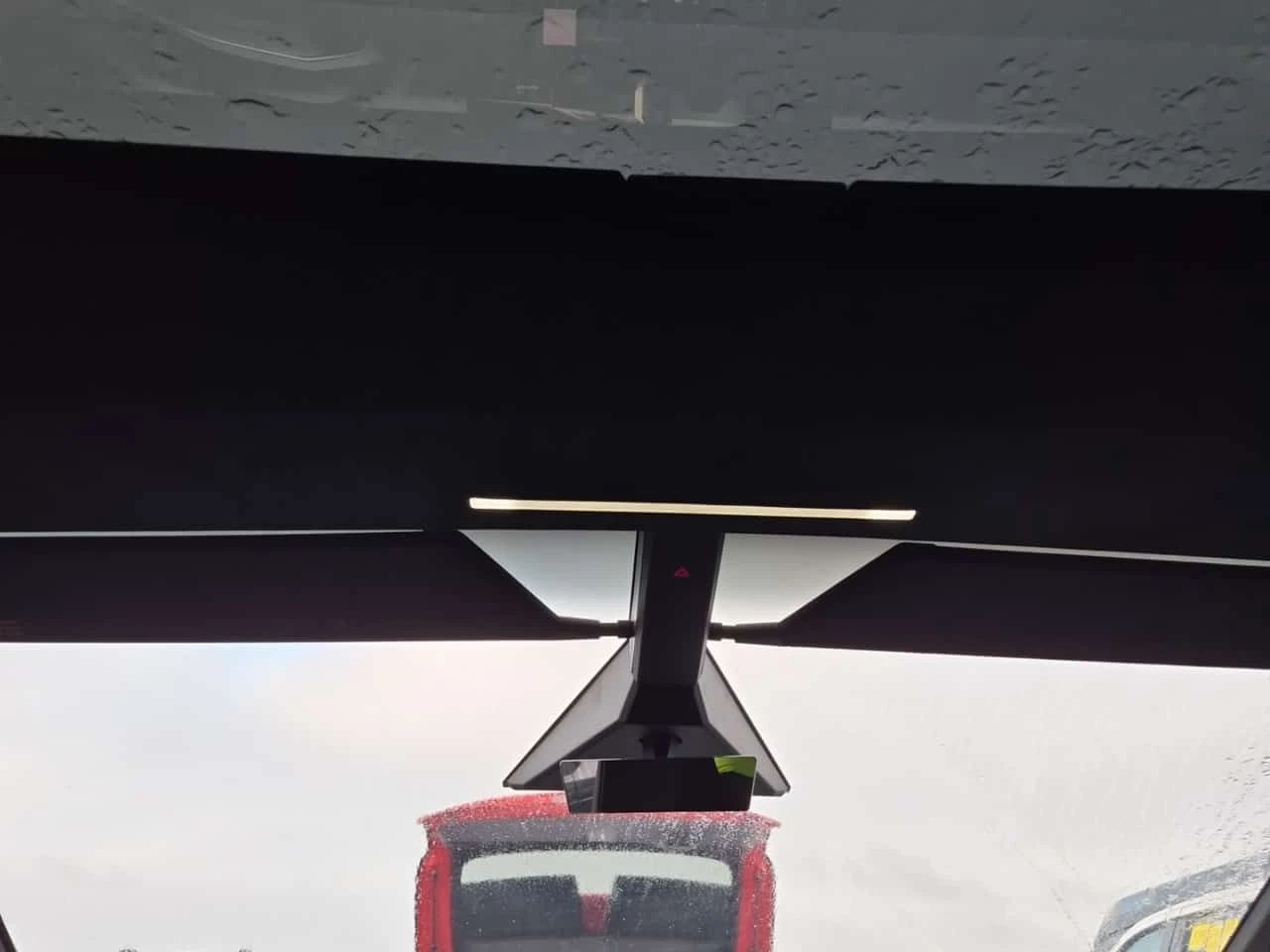 Tesla Cybertruck 2025 MODEL C ALL WHEEL DRIVE|  | Mobile.bg � ����������� 12