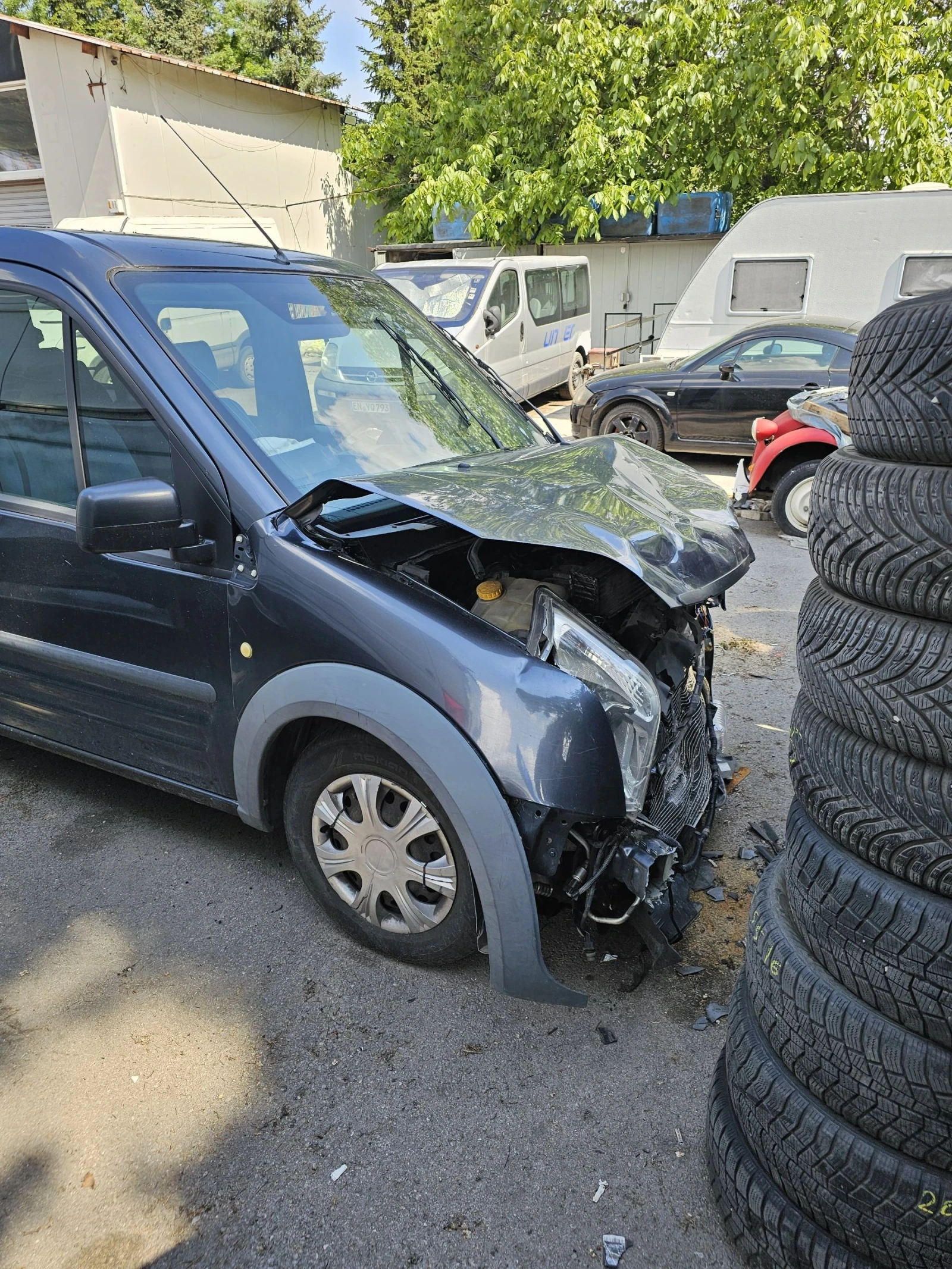 Ford Tourneo Connect, снимка 4 - Автомобили и джипове - 54616297
