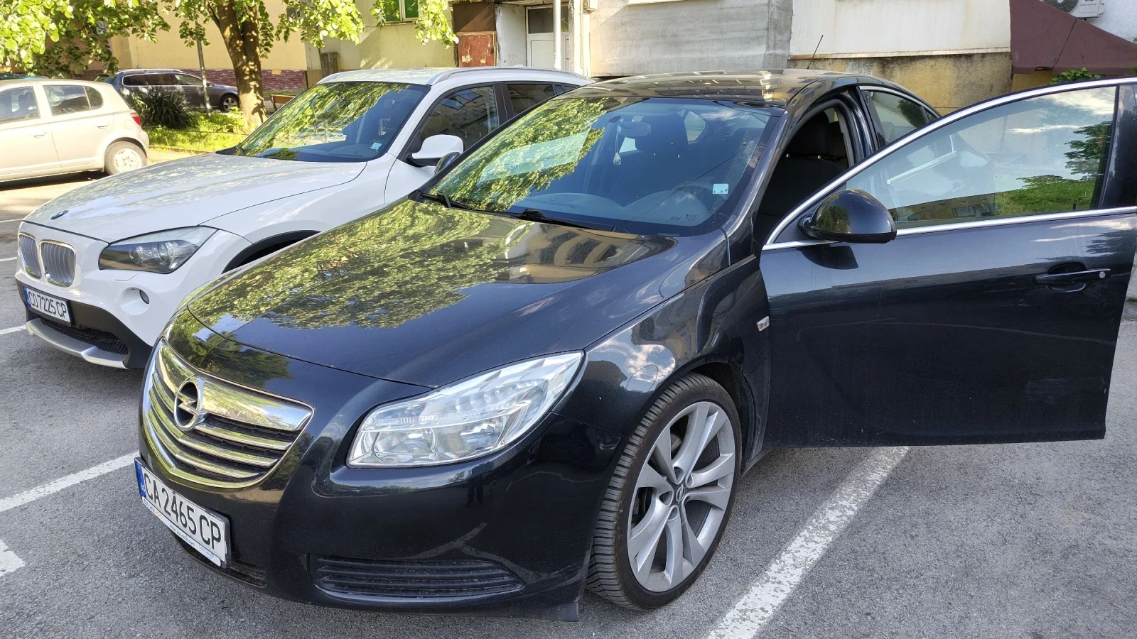 Opel Insignia 2.0 turbo 4x4, снимка 12 - Автомобили и джипове - 54695227