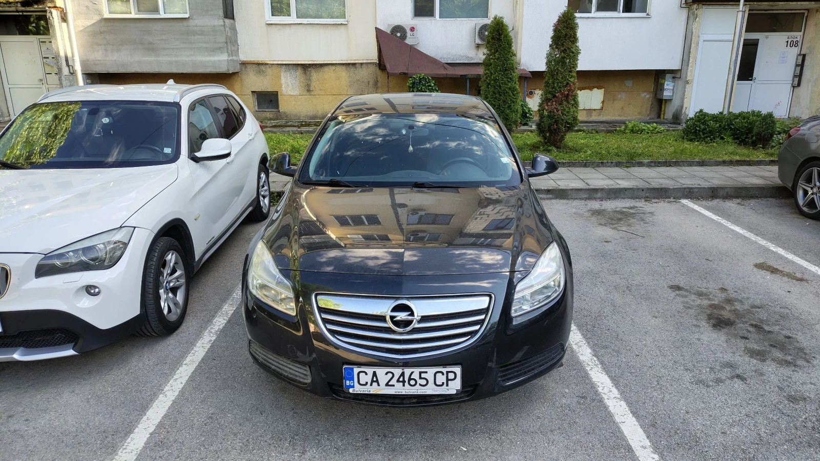 Opel Insignia 2.0 turbo 4x4, снимка 2 - Автомобили и джипове - 54695227