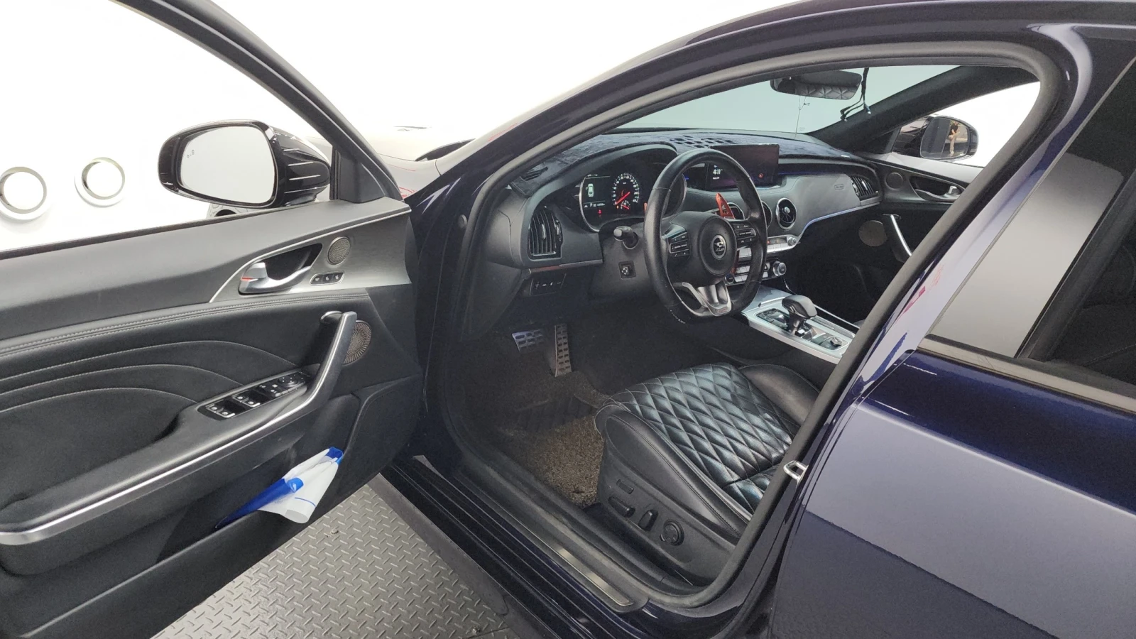 Kia Stinger Meister 3.3 GT Masters Turbo Package AWD, снимка 9 - Автомобили и джипове - 55546787
