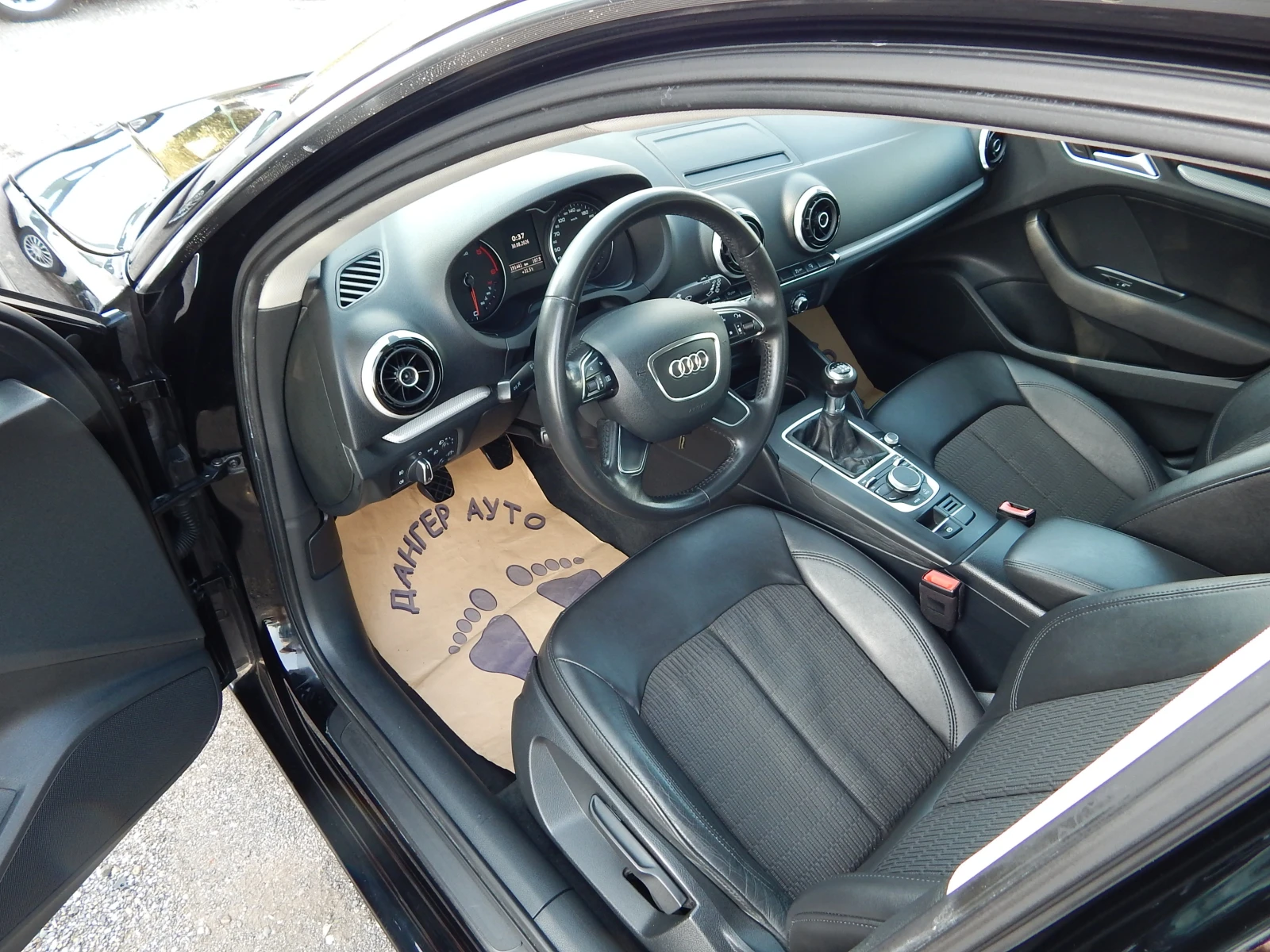 Audi A3 1.6TDI* EURO5B* , снимка 9 - Автомобили и джипове - 55895914