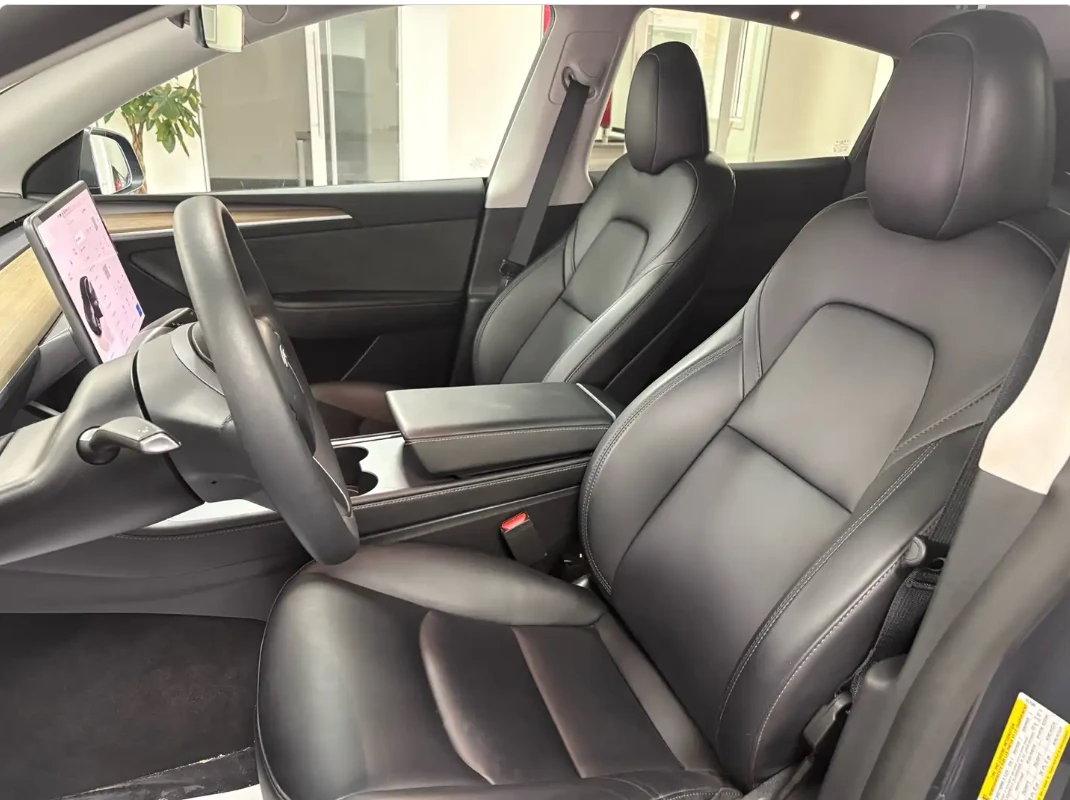 Tesla Model Y, снимка 9 - Автомобили и джипове - 56293698