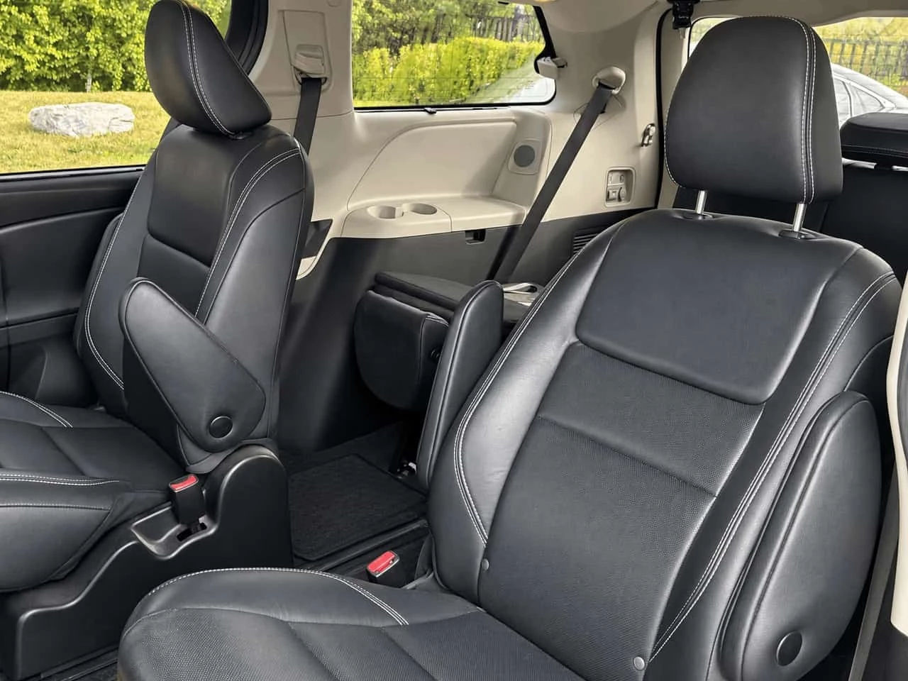 Toyota Sienna SE AWD CLEAN CARFAX LEATHER SUNROOF NAVI* ������*  | Mobile.bg � ����������� 14
